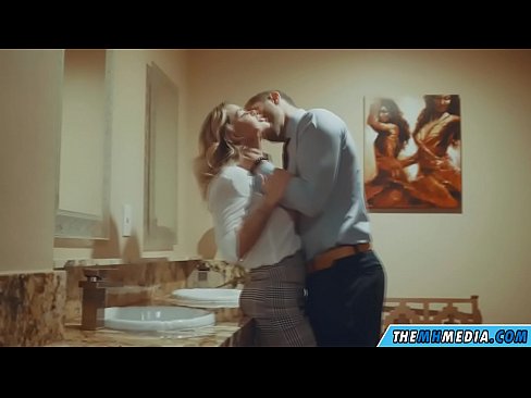❤️ Ko vas prsata blondinka zapelje na javnem stranišču ❤️❌ Super pornič na porno sl.xxxdesichudai.ru